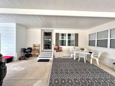 Partially furnished and move-in ready - just bring your - photo 10