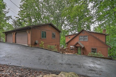 Just like the name of the road: Hideaway is the perfect private - photo 4