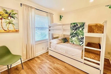 Discover this beautiful 4 Beds 2 Baths, fully remodeled house - photo 16