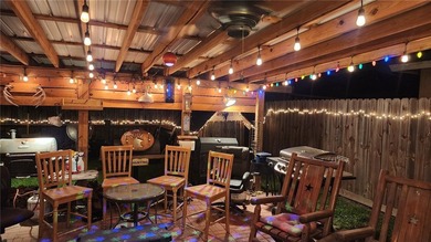 Welcome home to this beautifully maintained 3-bedroom, 2-bath - photo 25