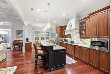 This exceptional Berkeley Hall custom home offers refined design - photo 5