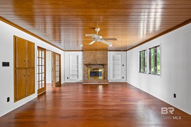 Discover paradise at this beautifully updated home on Mobile Bay - photo 7