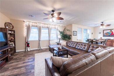 Discover the epitome of desert oasis living in this stunning 3 - photo 6
