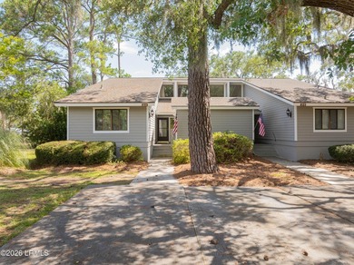 Desirable one-level condo on Lady's Island offering captivating - photo 1