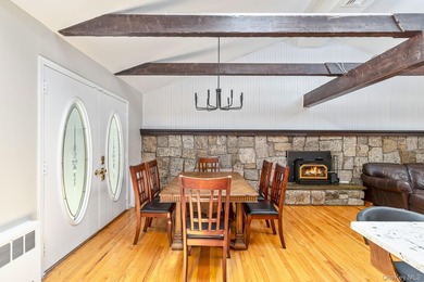 Beautifully updated Hi-Ranch on 1.5 private, park-like acres - photo 11
