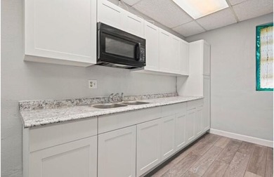 Versatile property with endless potential! Well maintained - photo 9