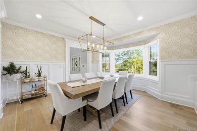 Welcome to 3 True Harbour Way, a custom built Colonial set on 1 - photo 20