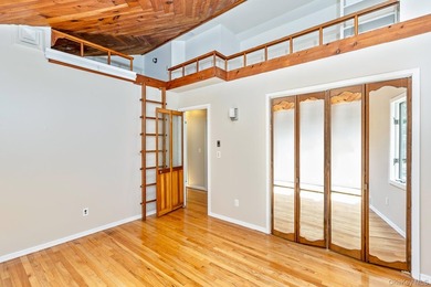Beautifully updated Hi-Ranch on 1.5 private, park-like acres - photo 20