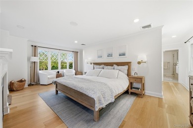 Welcome to 3 True Harbour Way, a custom built Colonial set on 1 - photo 24