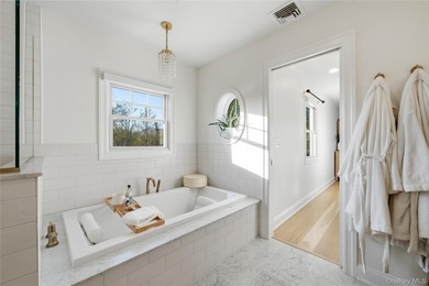Welcome to 3 True Harbour Way, a custom built Colonial set on 1 - photo 27