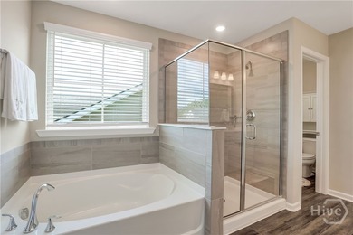 Built in 2020 and thoughtfully designed for everyday living - photo 31