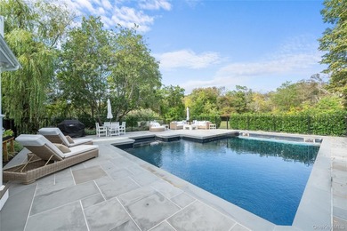Welcome to 3 True Harbour Way, a custom built Colonial set on 1 - photo 35