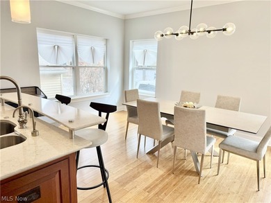 Rare opportunity to own a recently updated 3-bed, 3.5-bath - photo 5