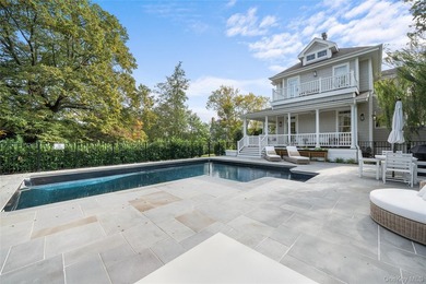 Welcome to 3 True Harbour Way, a custom built Colonial set on 1 - photo 37