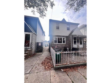 Beautiful Detached 2 dwelling house located in Old Mill Basin - photo 1