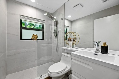 Every detail of this exceptional residence has been thoughtfully - photo 41