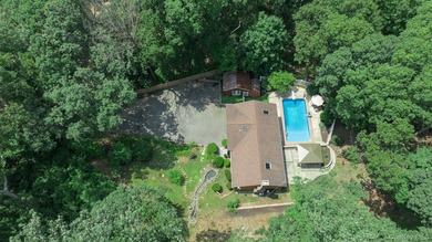 Beautifully updated Hi-Ranch on 1.5 private, park-like acres - photo 44