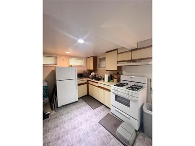 Beautiful Detached 2 dwelling house located in Old Mill Basin - photo 5