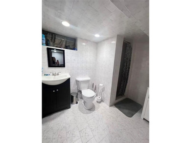 Beautiful Detached 2 dwelling house located in Old Mill Basin - photo 6