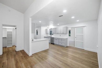Welcome home to a property that offers something increasingly - photo 7