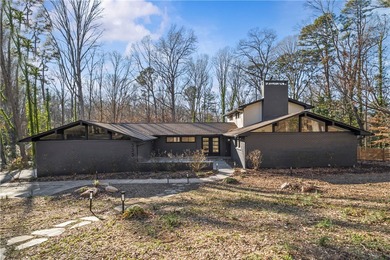 Lake Hartwell Home Active Under Contract in Clemson South Carolina