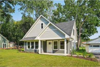 Lake Minnetonka Home Sale Pending in Mound Minnesota