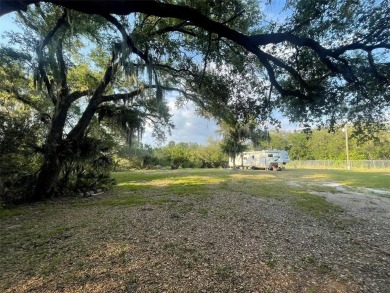 **PRICE IMPROVEMENT** HUGE LOT, AMAZING LOCATION!! Nearly 3/4 of - photo 2