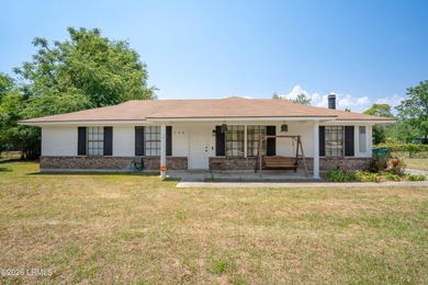 Welcome to 708 Dawn Street. A beautifully updated, move-in-ready - photo 5