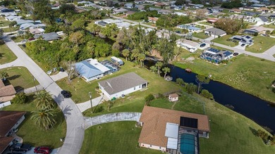 Virtually Staged. Virtually Staged. Exquisite Waterfront Living - photo 38