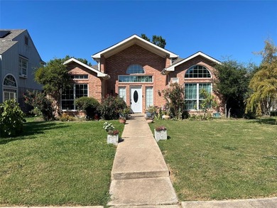 Lake Ray Hubbard Home For Sale in Rowlett Texas