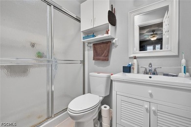 Location, Location, Location! This open-concept 3-bedroom - photo 12