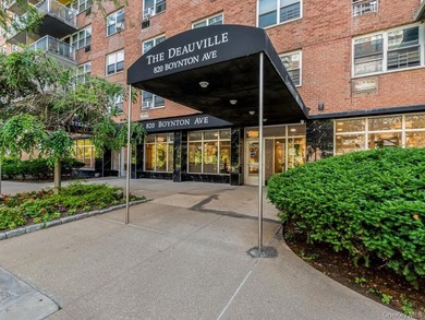 Great Opportunity to own this gorgeous 1 Bedroom 1 Bath co op - photo 16