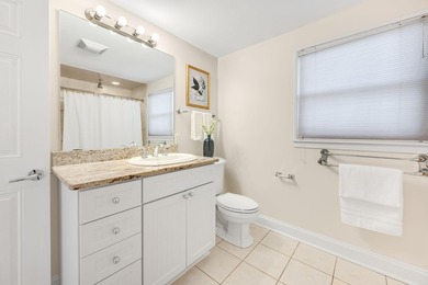 Nestled on a quiet cul-de-sac, this beautifully maintained - photo 17