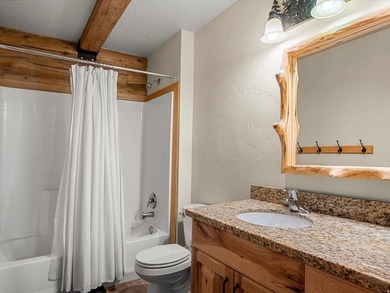 Custom log home nestled at the end of a quiet Cul-de-sac on two - photo 19