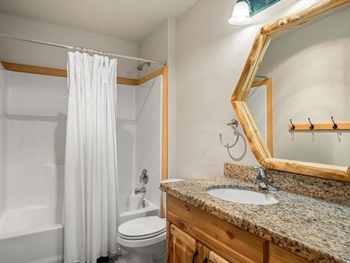 Custom log home nestled at the end of a quiet Cul-de-sac on two - photo 38