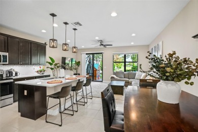 Lake Townhome/Townhouse For Sale in Boca Raton, Florida