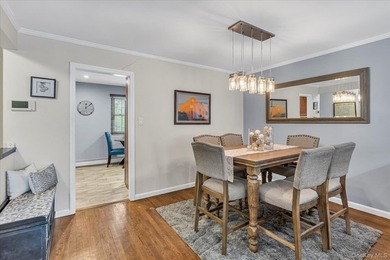 Welcome to a captivating residence at 5205 Wilshire Lane - photo 2