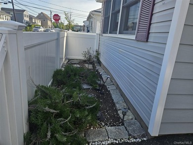 Come see this adorable, Bungalow in the heart of East Rockaway - photo 10