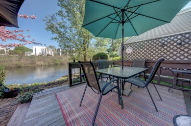 Lake Condo For Sale in Rocky Hill, Connecticut