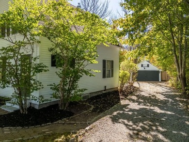 If you've been looking for a charming antique home close to - photo 8