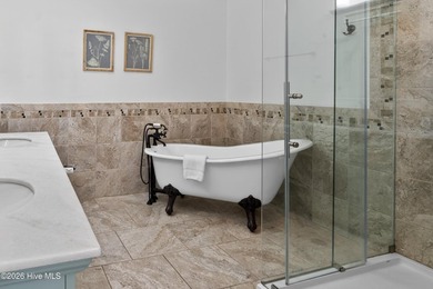 Introducing 12 Heron, a beautifully renovated 3-bedroom, 3-bath - photo 22