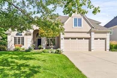 Lakewood Lakes Home Sale Pending in Lees Summit Missouri