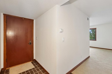 Situated in the secure oasis of Pacific Terrace, this spacious - photo 14