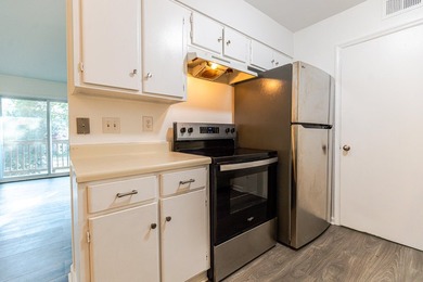 Don't miss this beautifully remodeled 2BR/2BA home in the heart - photo 20
