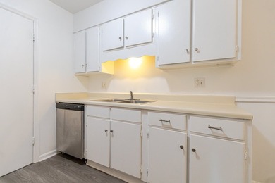 Don't miss this beautifully remodeled 2BR/2BA home in the heart - photo 21
