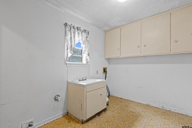 Looking for a lake house for sale in East Texas, without the - photo 13
