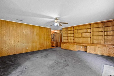 Looking for a lake house for sale in East Texas, without the - photo 15