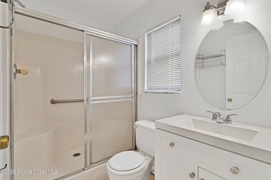 Welcome to Sweet Home Sebastian Lakes! Very clean 1st floor - photo 18