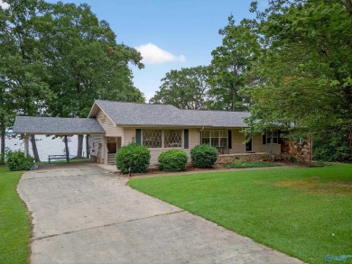 Lake Home For Sale in Centre, Alabama