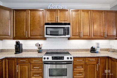 PRICED TO SELL! THIS UNIT IS READY FOR ITS NEW OWNER! Come and - photo 4